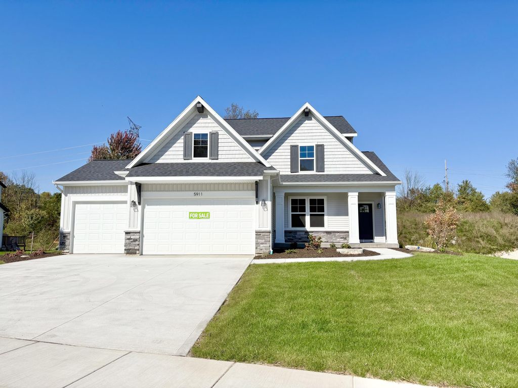 5911 Valley Point Drive Se, Caledonia