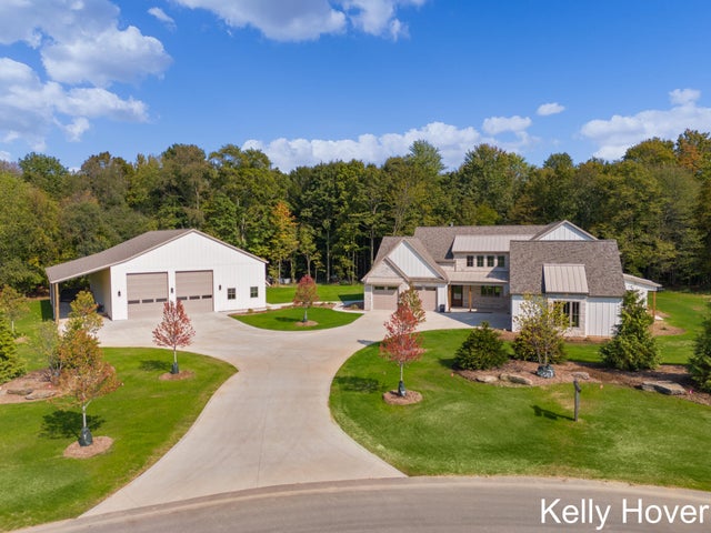 402 Ottogan Hills Court, Jamestown charter township