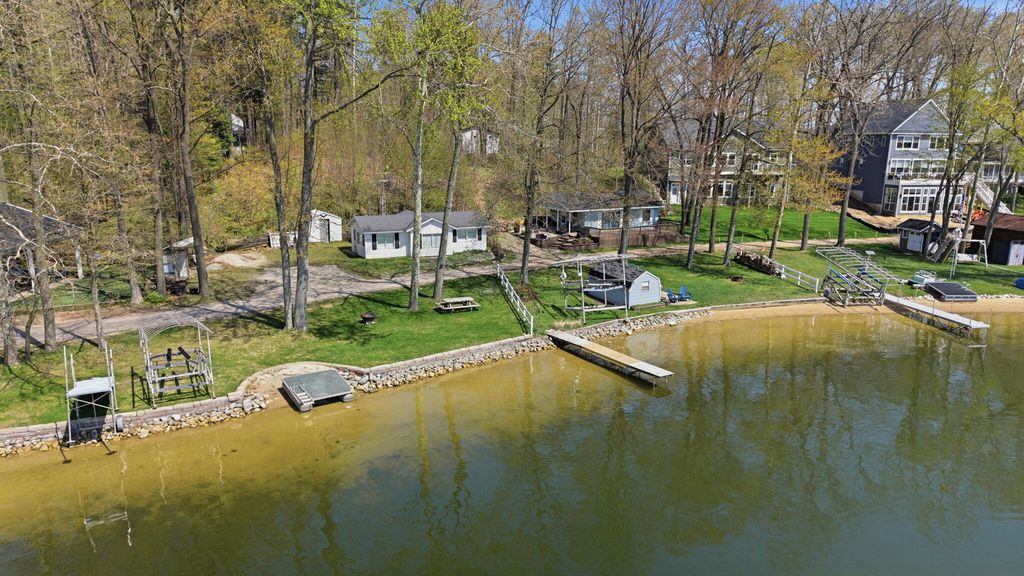 2529 Miner Lake Drive, Allegan township