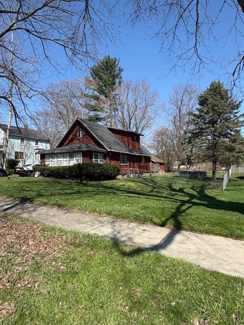 204 W Berry Avenue, Lansing city