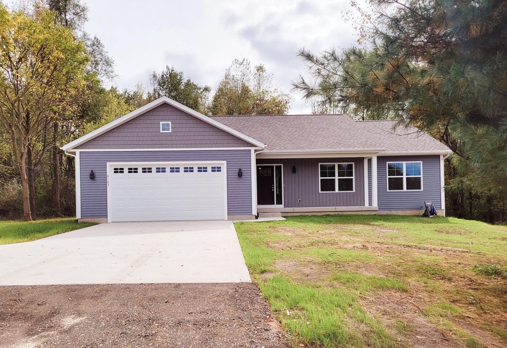 10262 S Sheridan Road, Unknown City