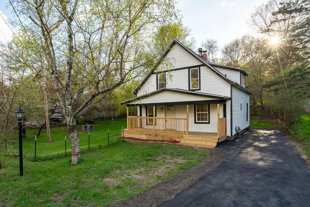 3527 Carlton Avenue Ne, Grand Rapids charter township