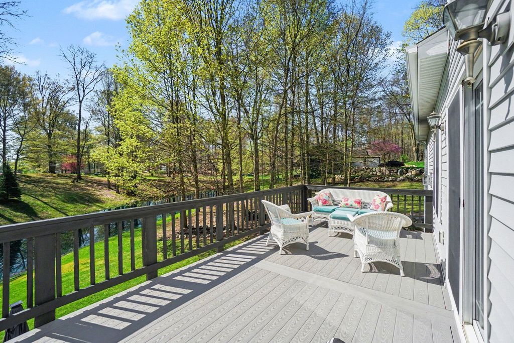 2516 Vanhorn Court, Allegan township