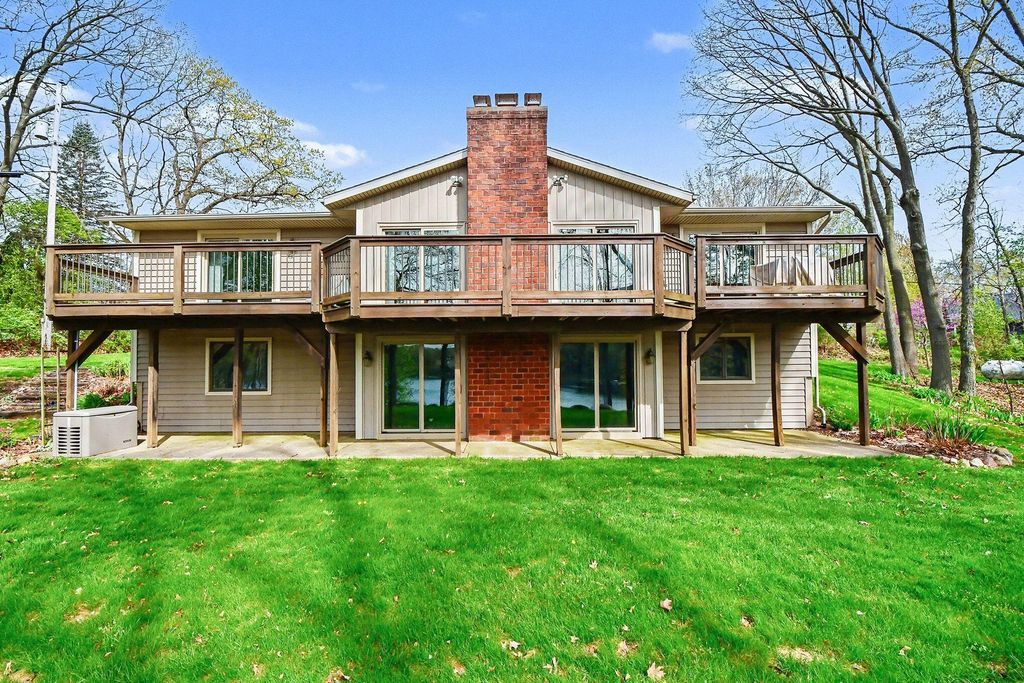 3050 Kenyon Lane, Thornapple township