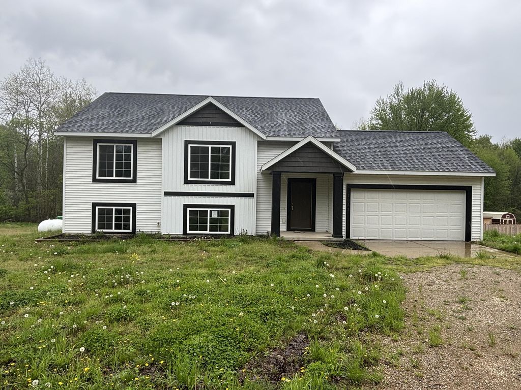 1015 15th Street, Otsego township