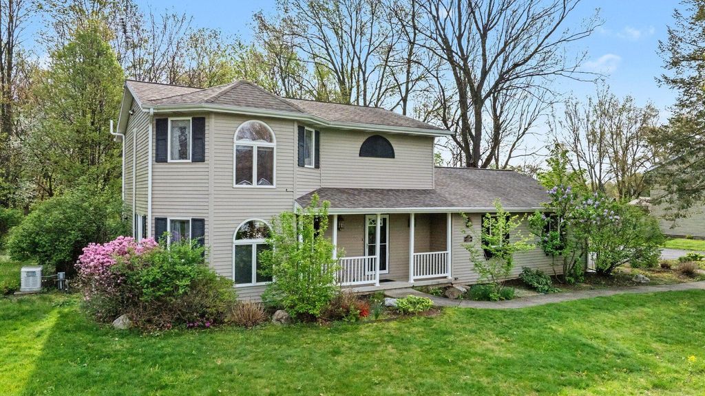 7756 Cottonwood, Richland township