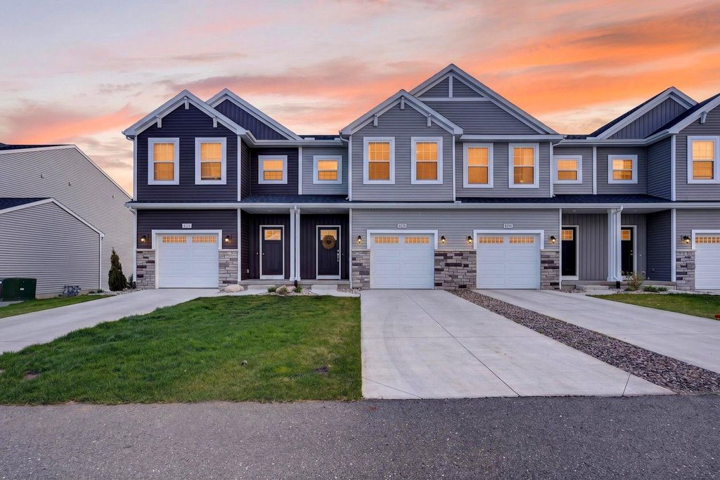 4628 Glen Haven Drive Se, Kentwood city