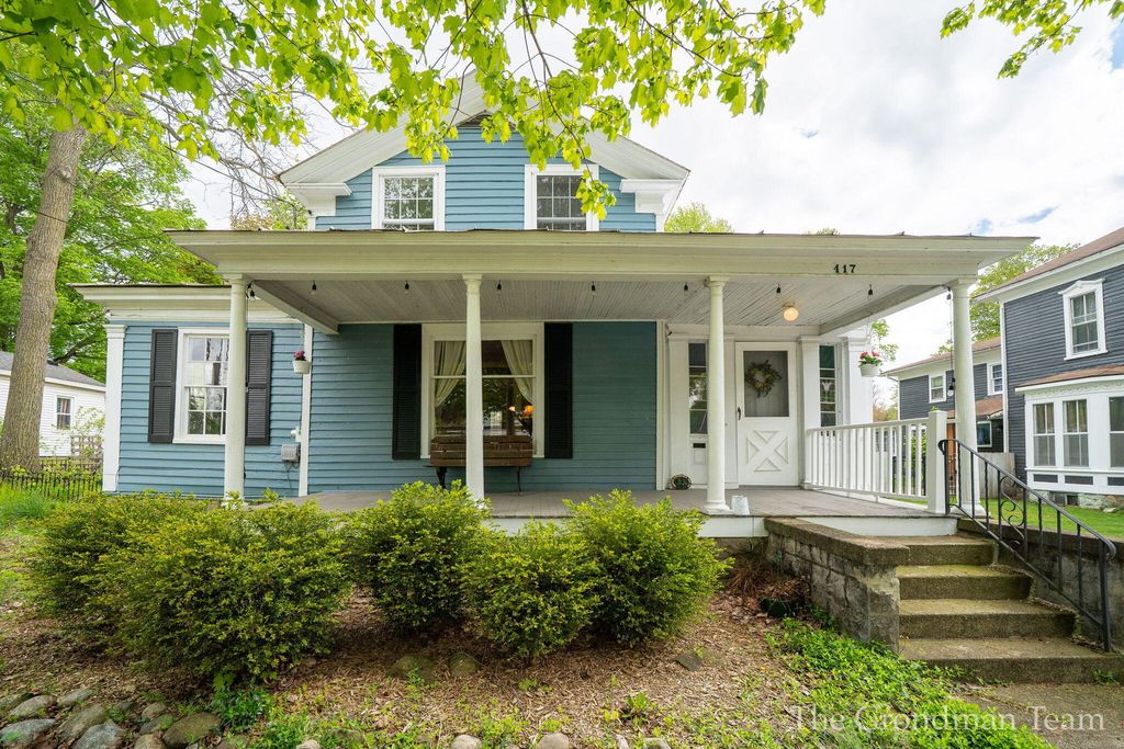 417 Monroe Street, Allegan city