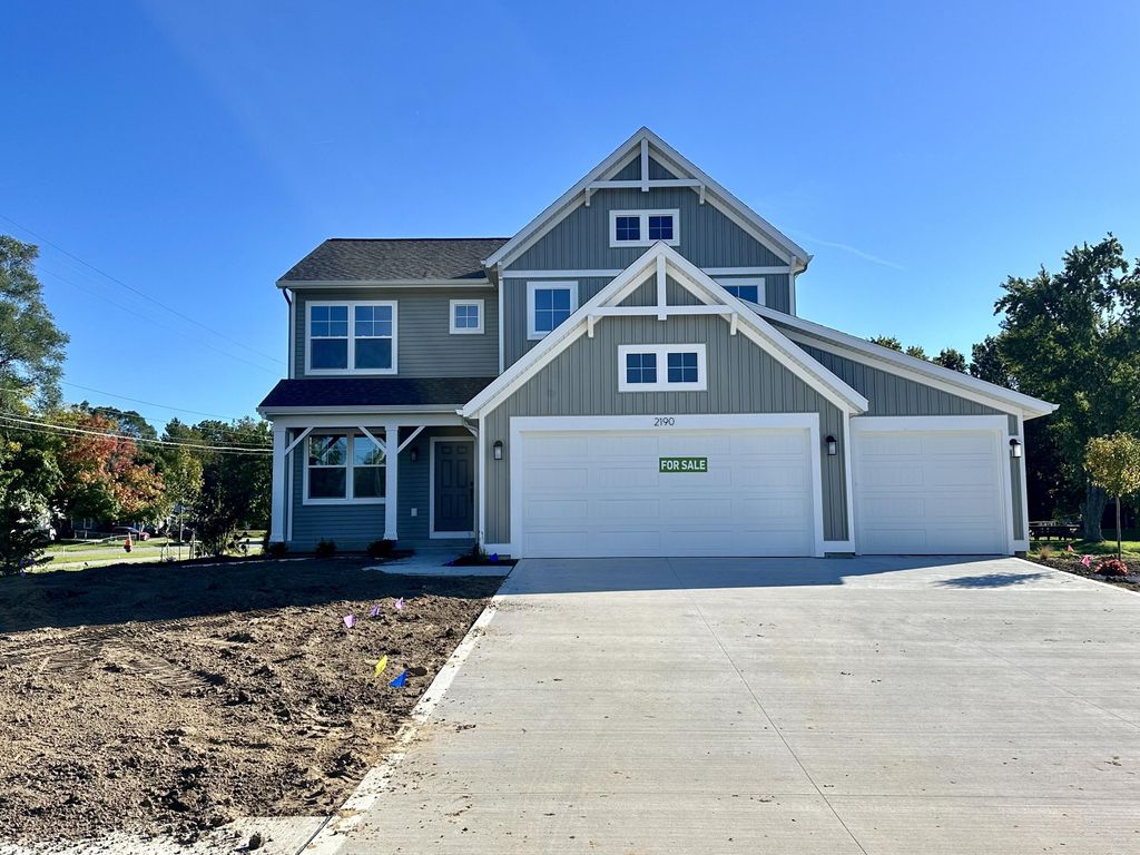 2190 Emerald Shore Circle, Grand Rapids