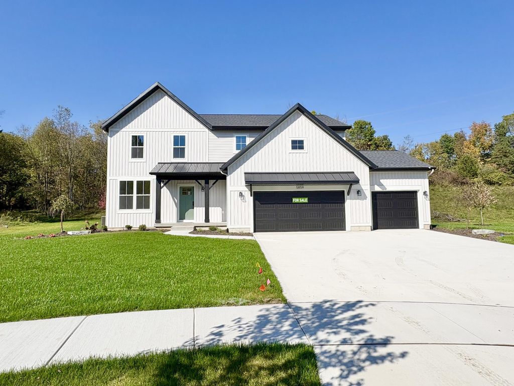 5859 Valley Point Drive Se, Caledonia