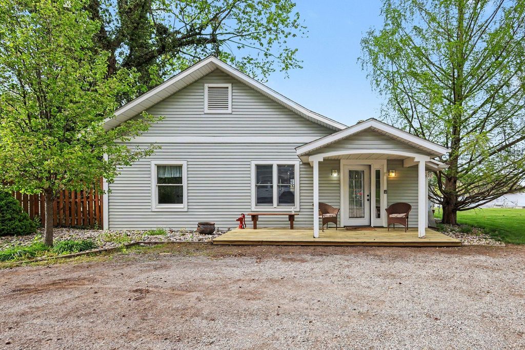 14651 Mercury Drive, Grand Haven charter township