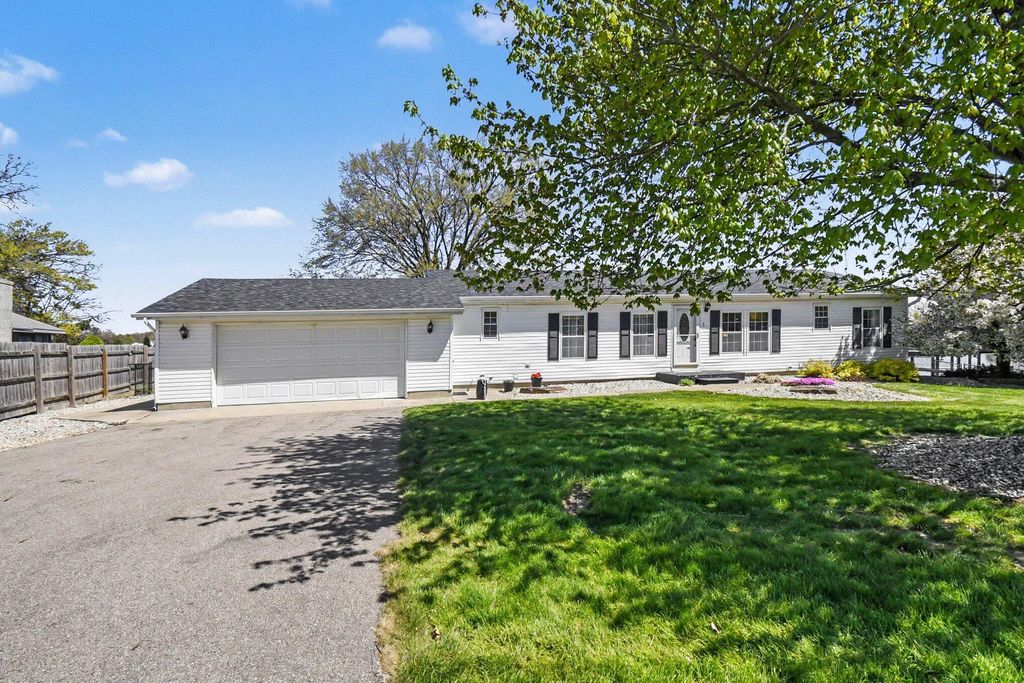 142 George K Drive, Pierson township
