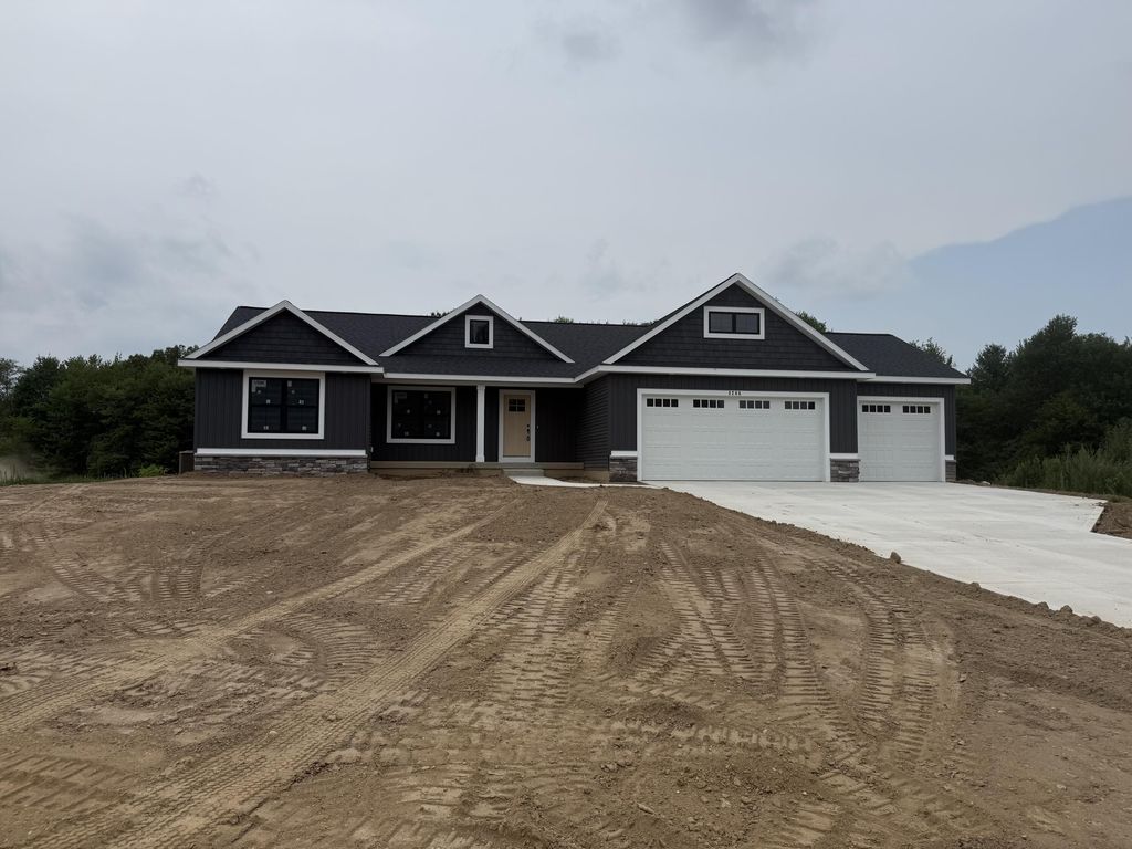 3286 Stonehill Court, Wayland township