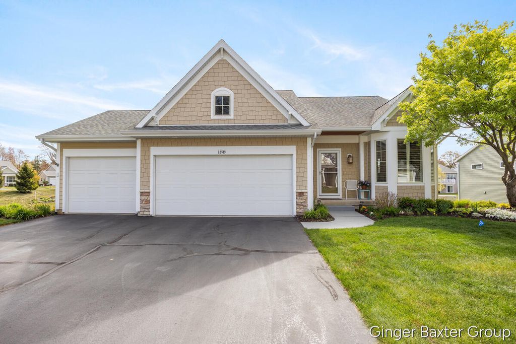 12519 Retreat Drive Unit: 30, Grand Haven