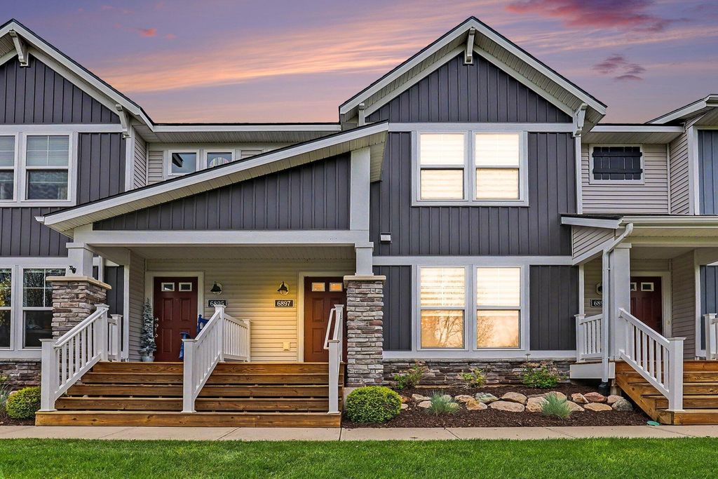 6897 Myers Lake Avenue Ne, Cannon township