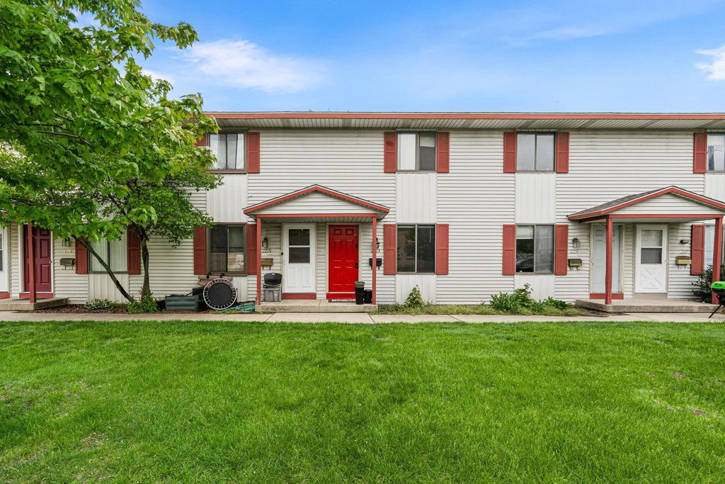 2213 Newark Avenue Se, Grand Rapids