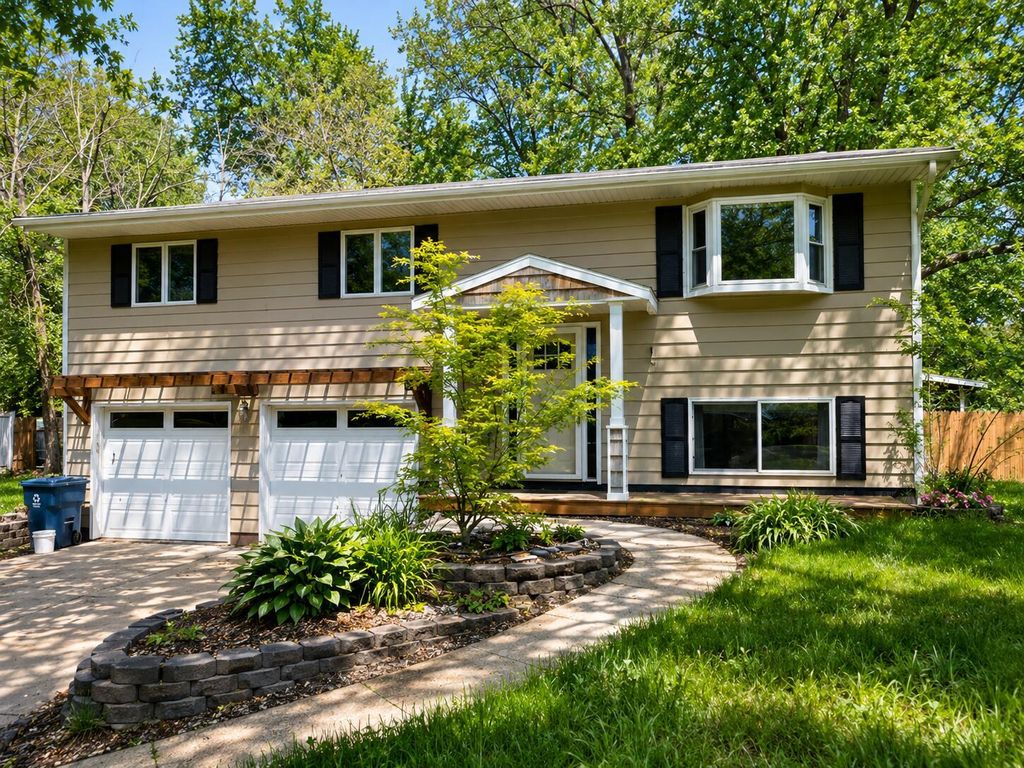 1949 Orchard Drive, Stevensville