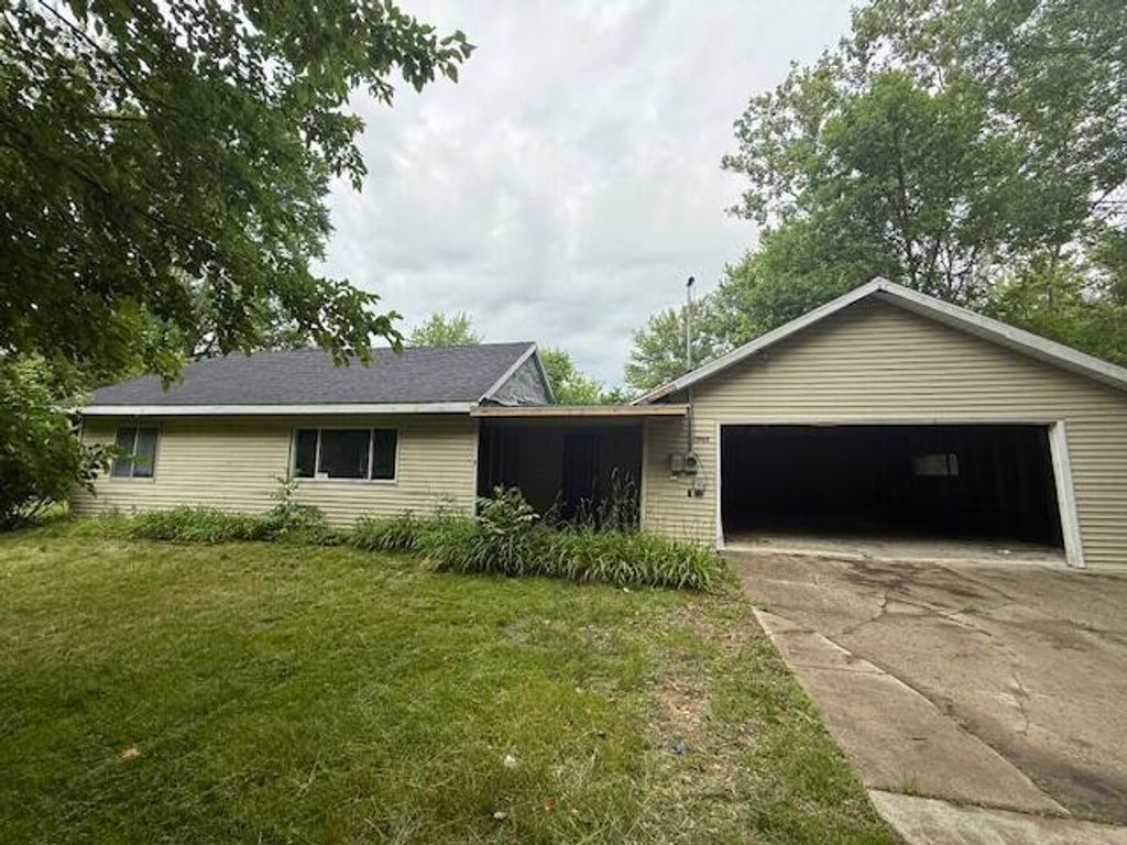 3903 Willow Drive Ne, Plainfield charter township