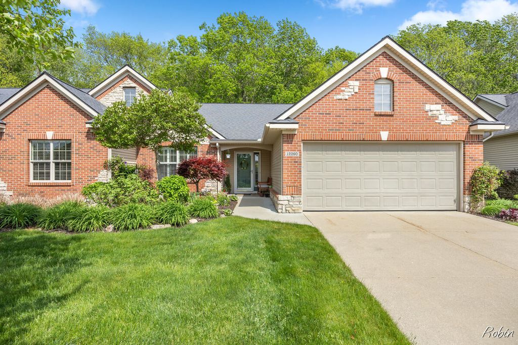 12260 Aleigha Drive Nw, Grand Rapids