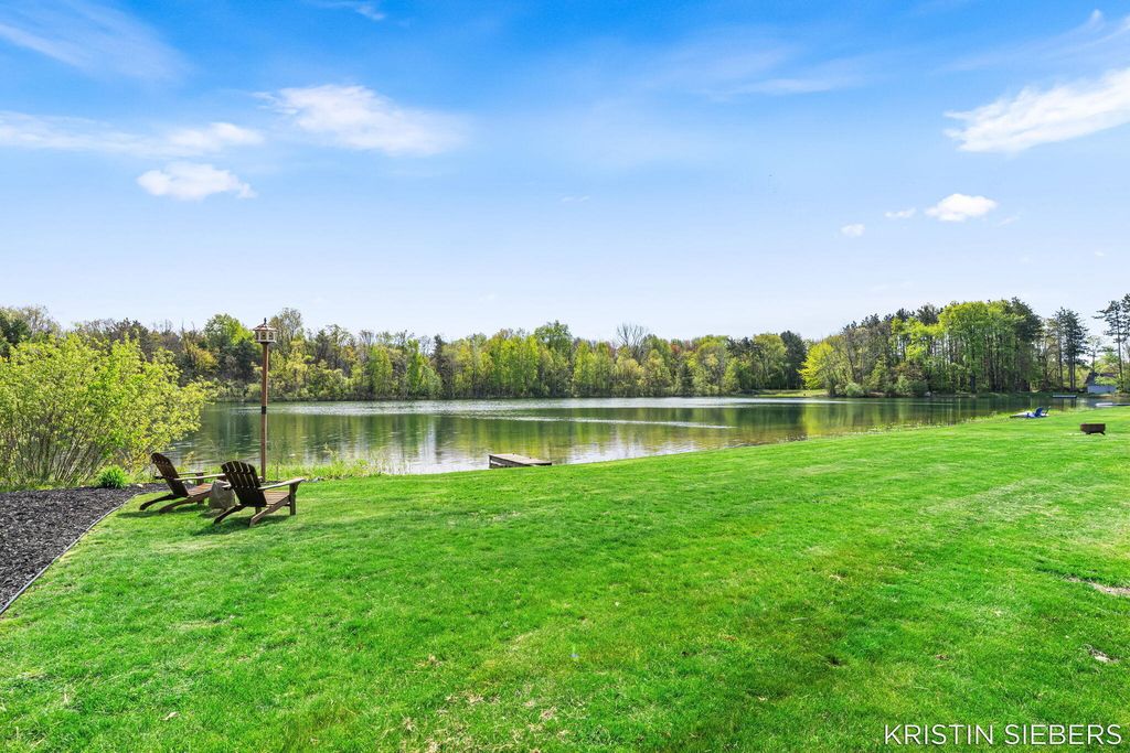 9760 Jade Drive, Allendale charter township
