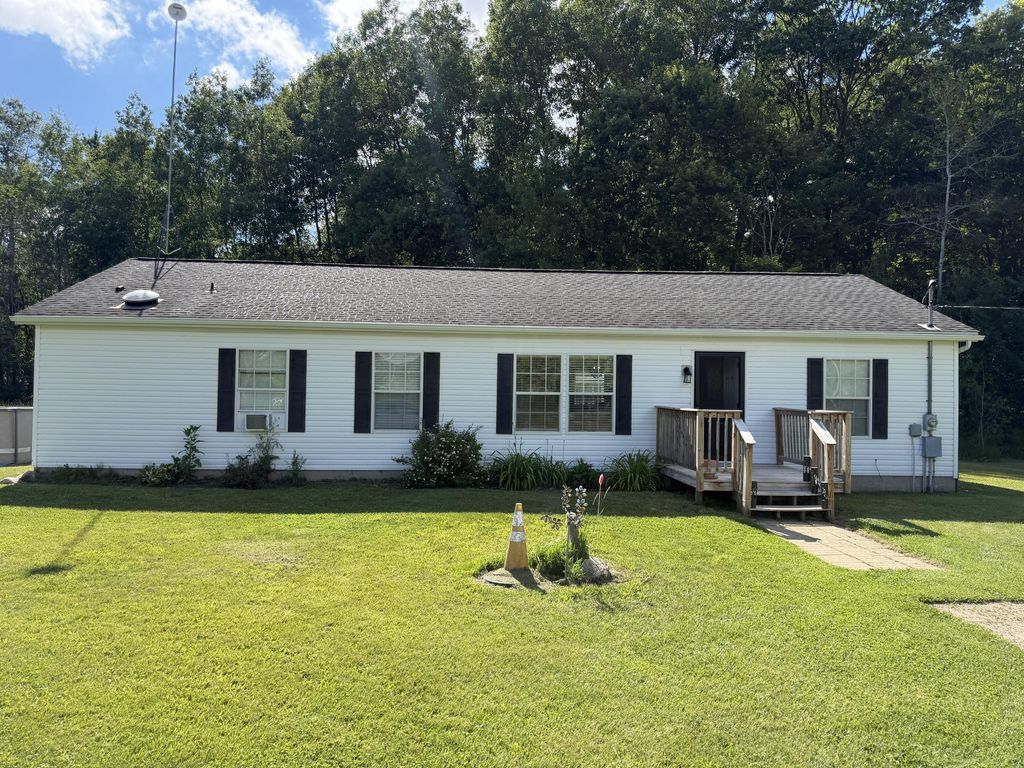 13309 Wabasis Avenue Ne, Spencer township