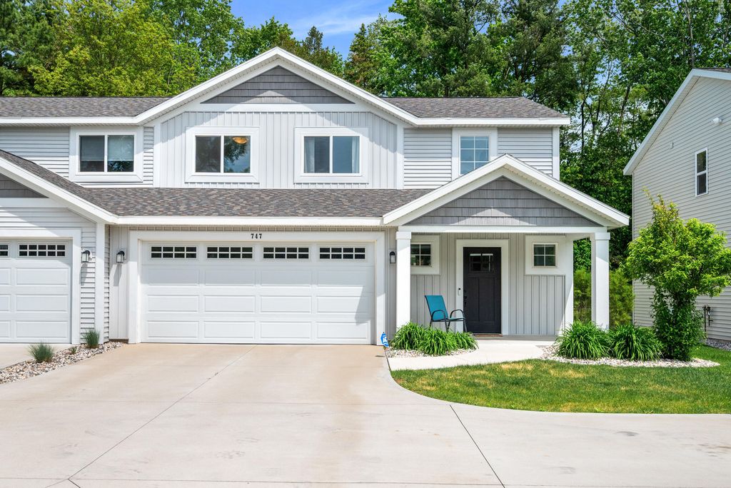 747 Butternut Drive, Holland charter township