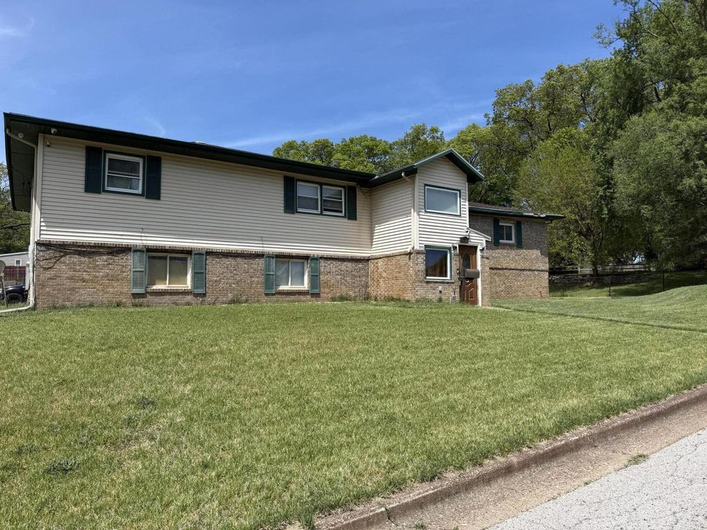 2851 Jarman Street, Muskegon Heights city