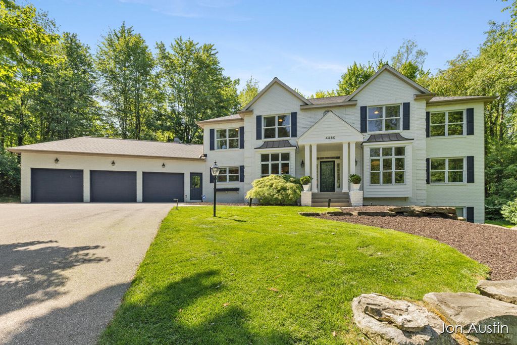 4380 Michigan Street Ne, Grand Rapids charter township