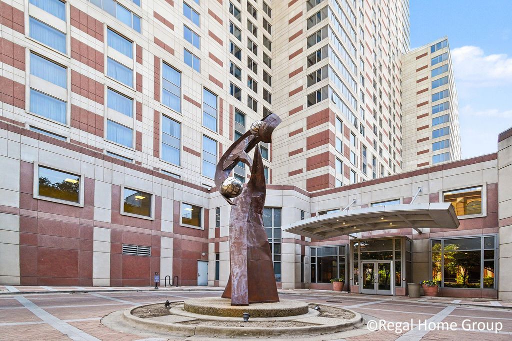 28 Campau Circle Nw Unit: 2803, Grand Rapids