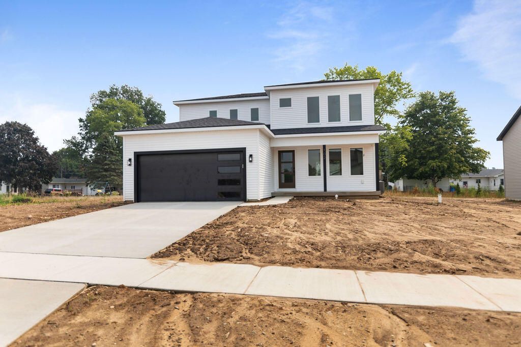 326 Blue Ash Lane, Coopersville city