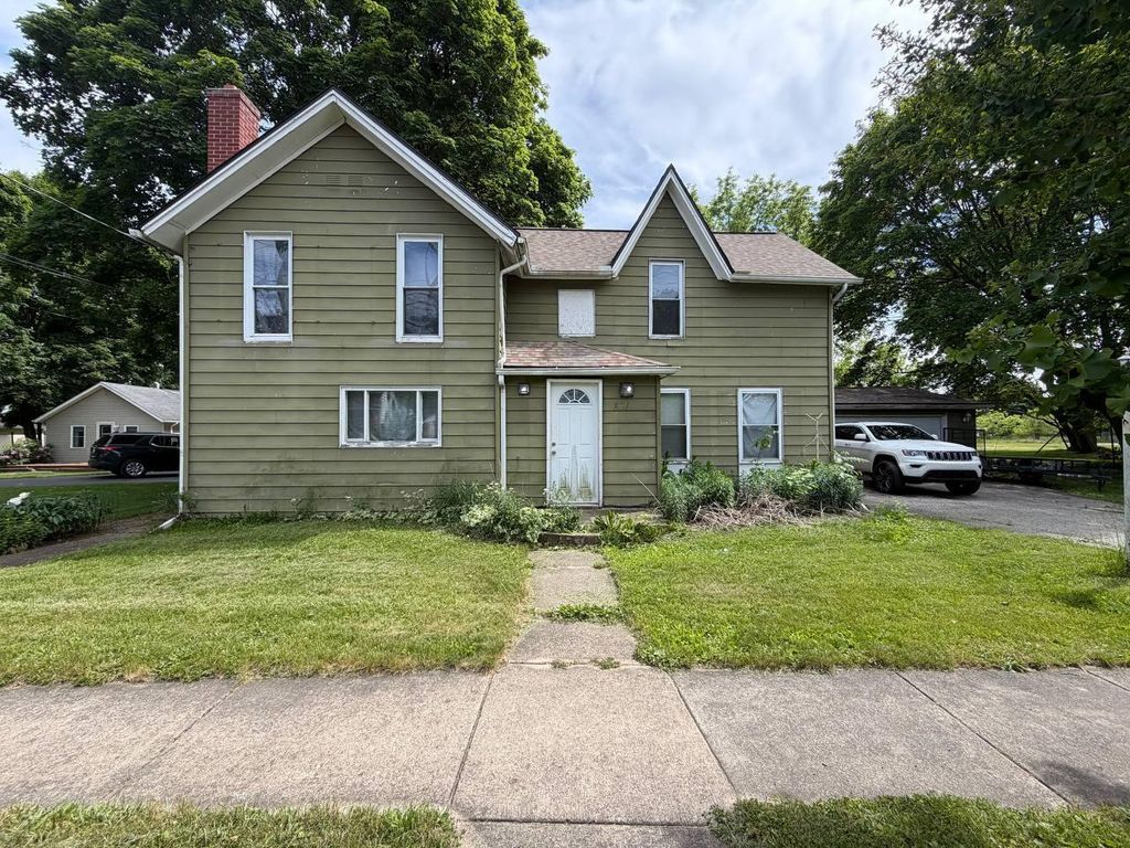 831 W Hanover Street, Marshall city