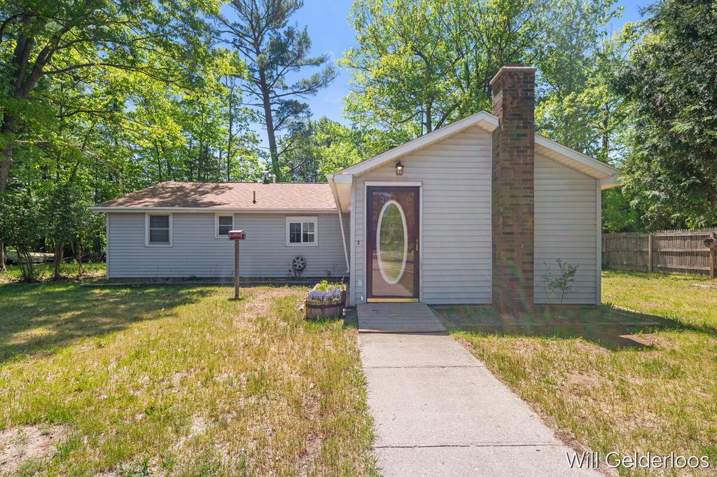 18519 Arthur Road, Big Rapids charter township