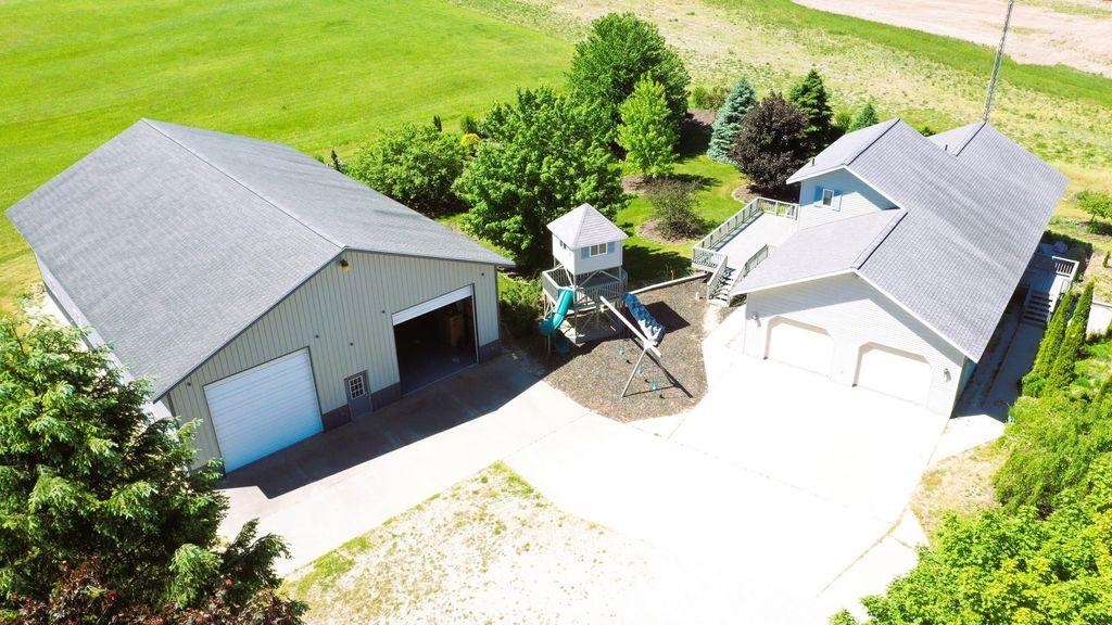 2861 W Polk Road, Hart township