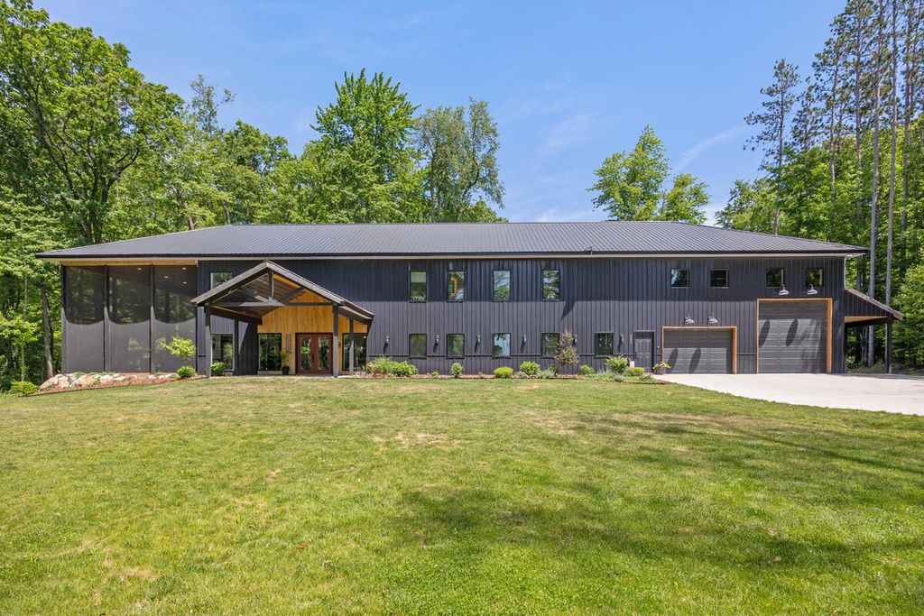 9555 Kath Court Ne, Cannon township