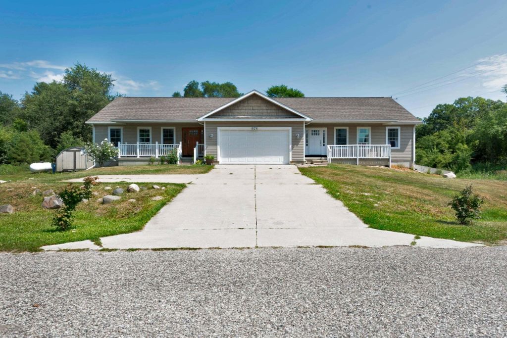 879 Flat River Court Se, Vergennes township