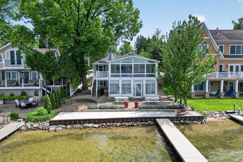 7235 Belding Road Ne, Cannon township