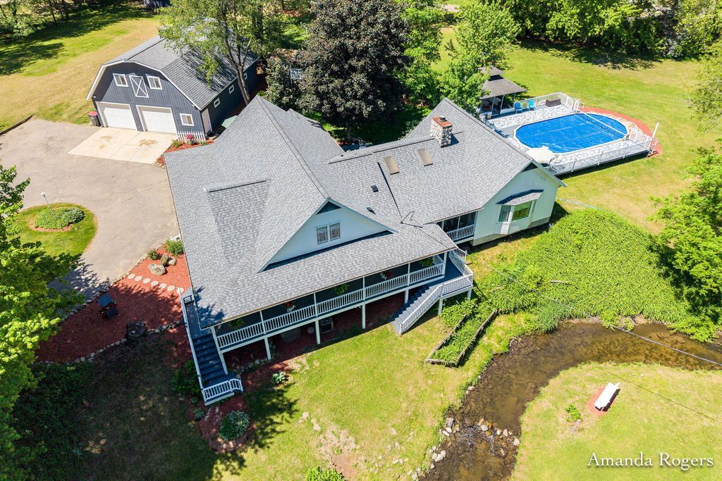 2295 Fallasburg Park Drive Ne, Lowell