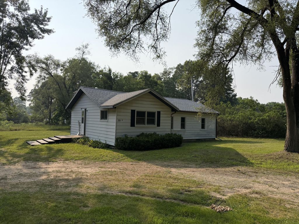 391 N Briggs Road, Yankee Springs township