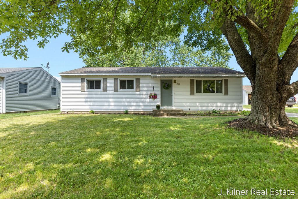 1500 Carol Lynne Drive, Lowell city