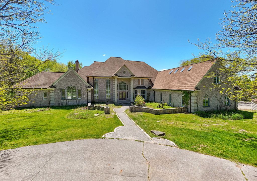 1065 Johnson Street, Tallmadge charter township