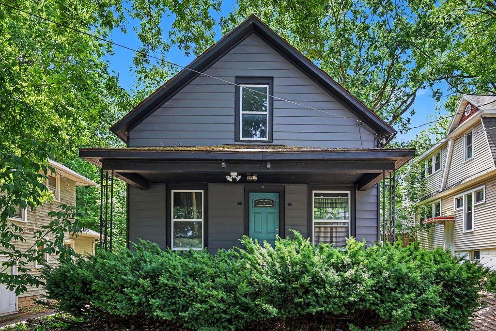 1222 E Kalamazoo Street, Lansing city