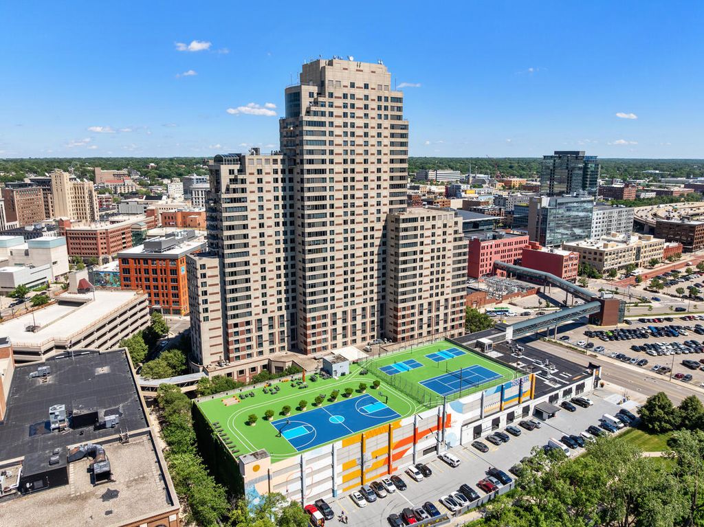 57 Campau Circle Nw Unit: 2305, Grand Rapids
