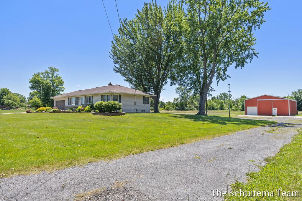 4526 Bauer Road, Georgetown charter township