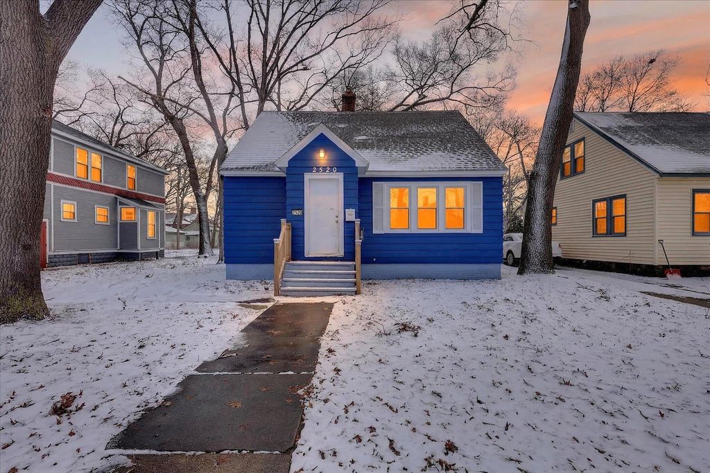 2520 5th Street, Muskegon Heights city