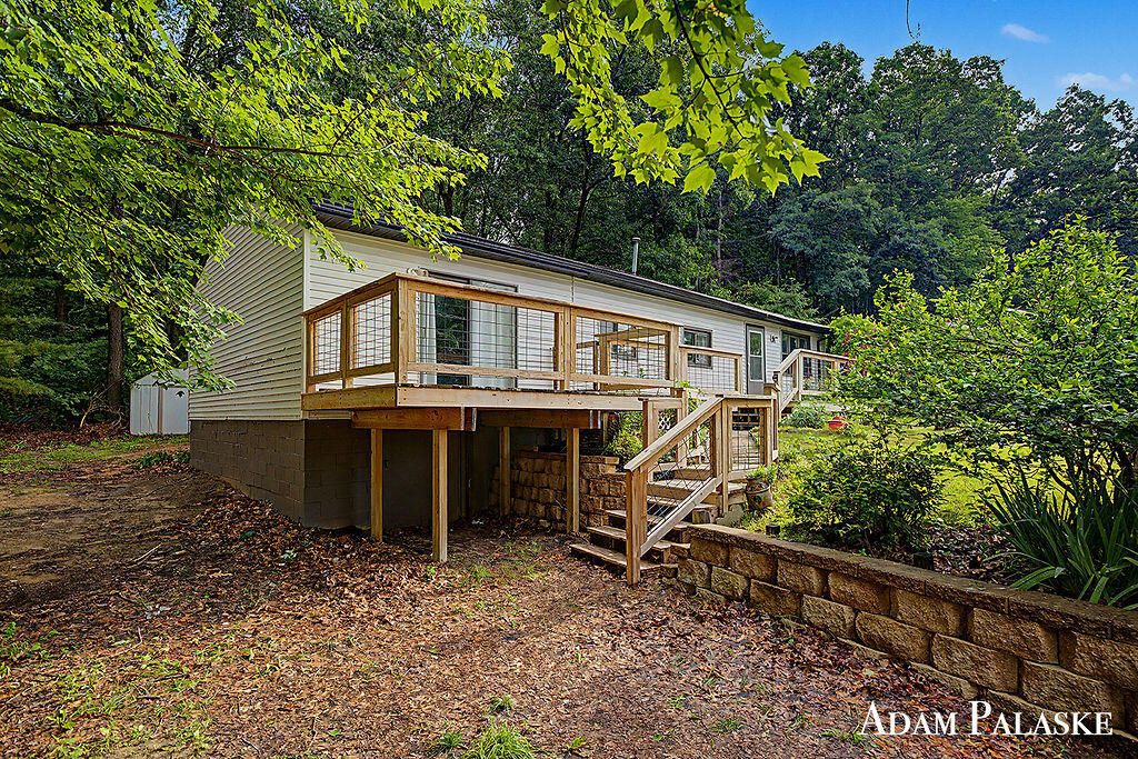 3542 Holiday Drive, Montcalm township