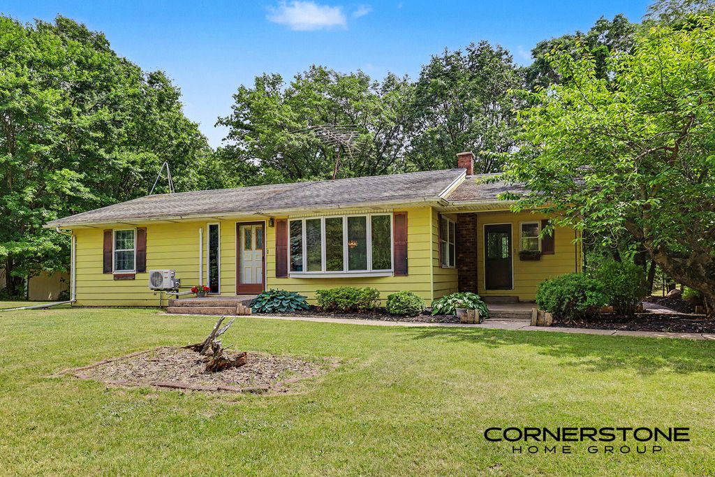 11450 16 Mile Road Ne, Oakfield township