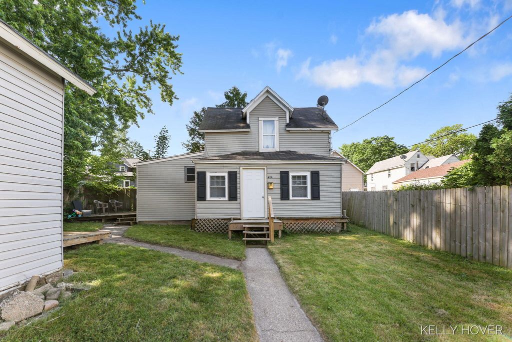 428 Fernando Street Ne, Grand Rapids city