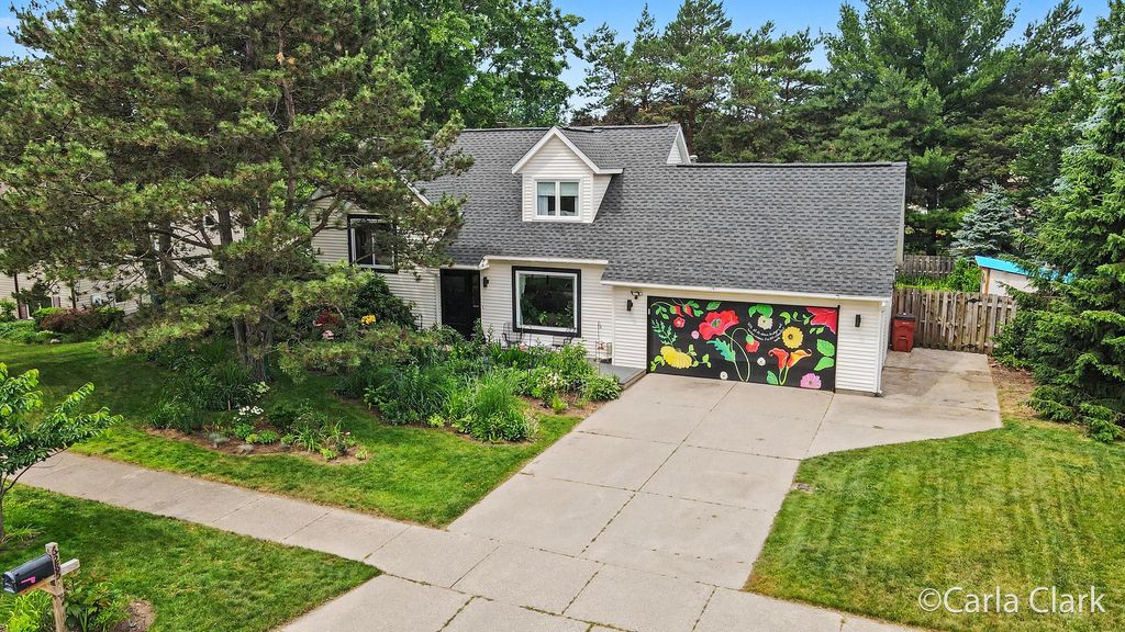 6285 Blanca Drive Ne, Plainfield charter township