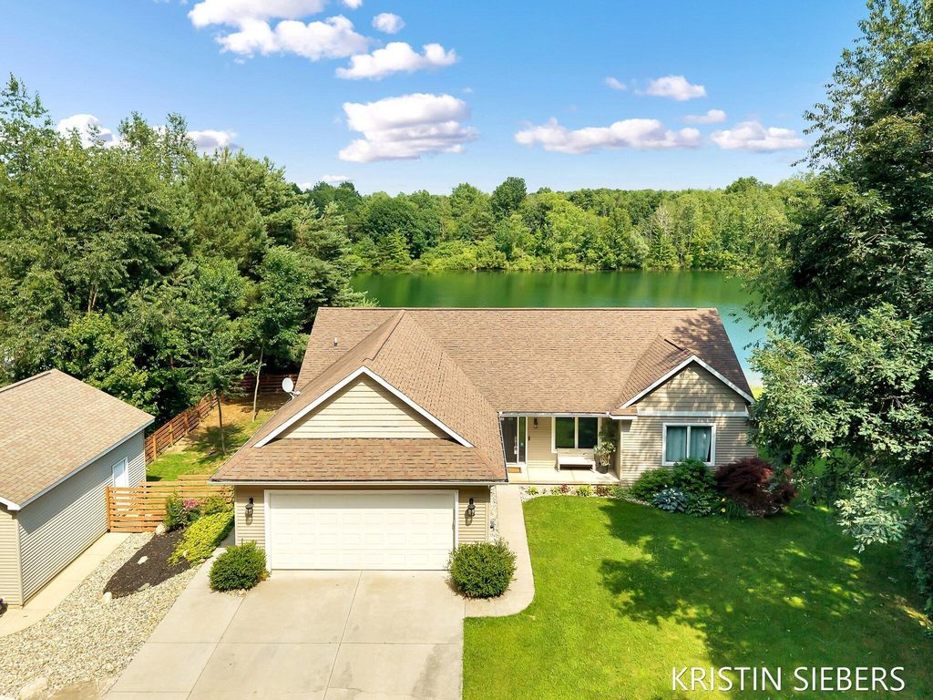 9760 Jade Drive, Allendale charter township