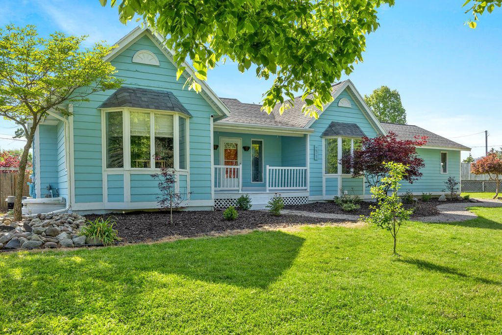 271 Glendale Street, Holland city